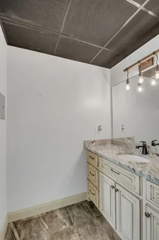 172 Tad Circle Leoma TN 38468