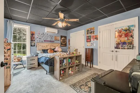 172 Tad Circle Leoma TN 38468