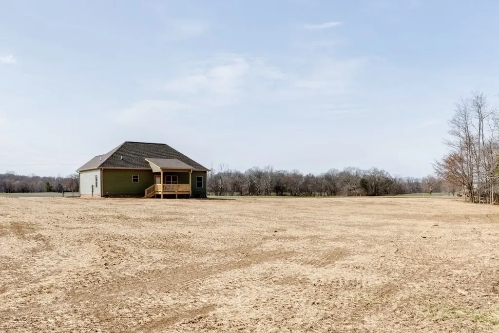 4945 Bill Baggett Road Cedar Hill TN 37032
