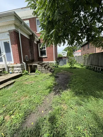1806 S Main Street Hopkinsville KY 42240