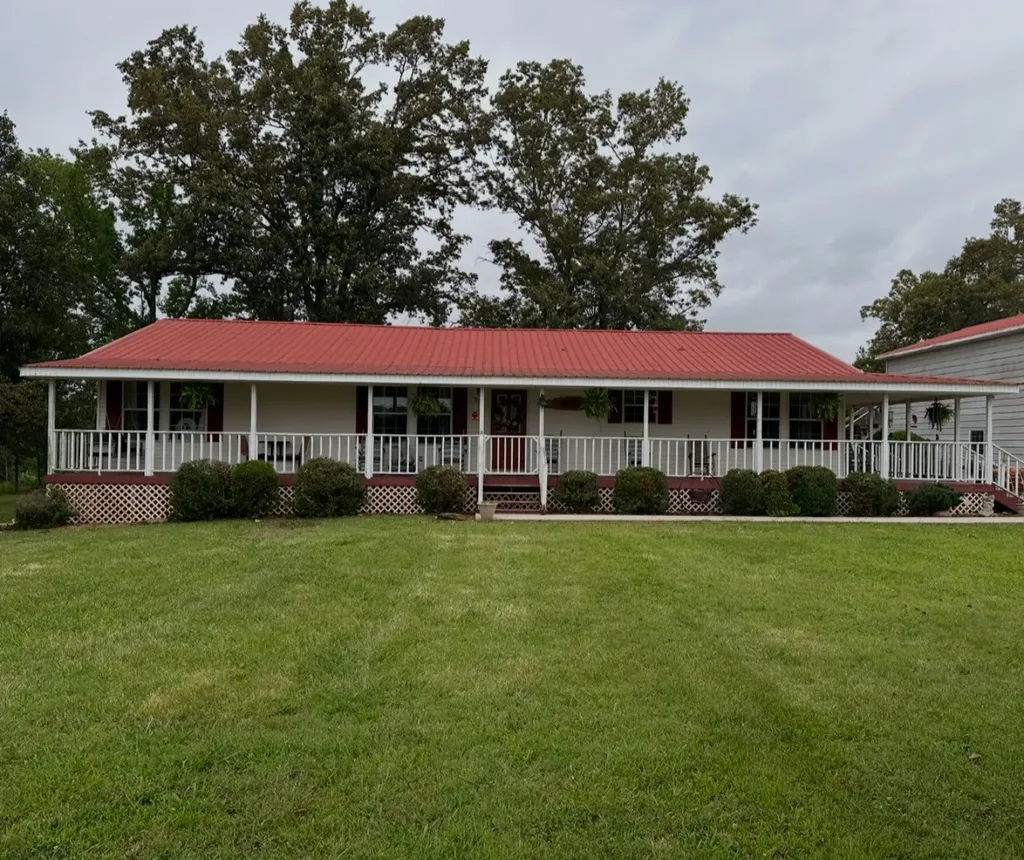 219 Thomas Farms Lane Morrison TN 37357