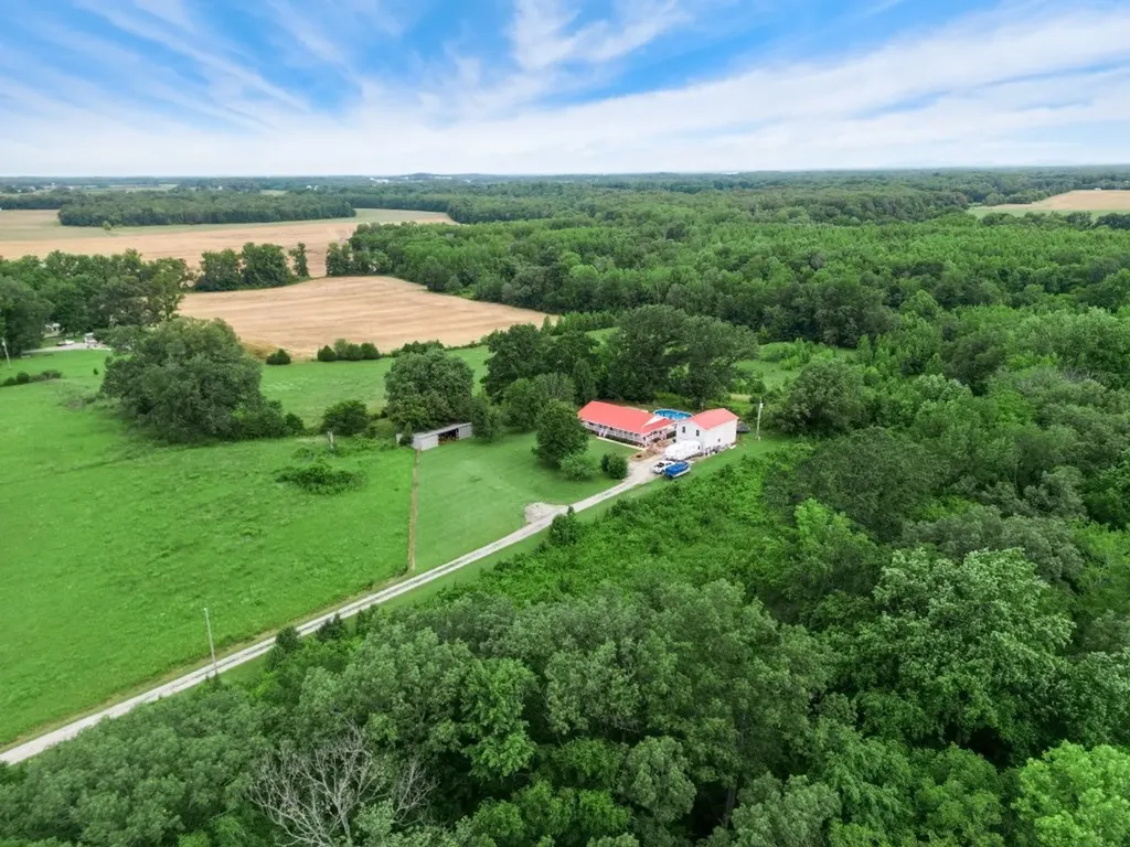 219 Thomas Farms Lane Morrison TN 37357