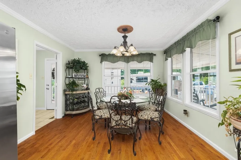 219 Thomas Farms Lane Morrison TN 37357