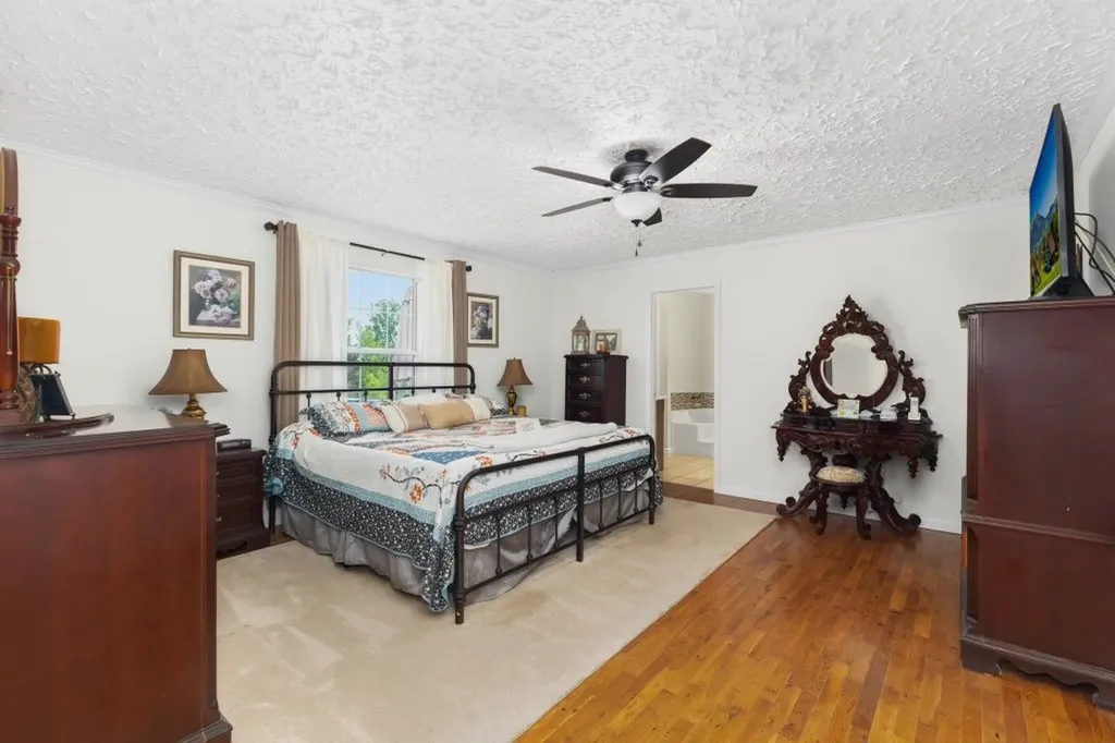 219 Thomas Farms Lane Morrison TN 37357