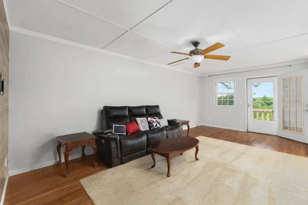 219 Thomas Farms Lane Morrison TN 37357