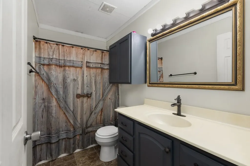 219 Thomas Farms Lane Morrison TN 37357