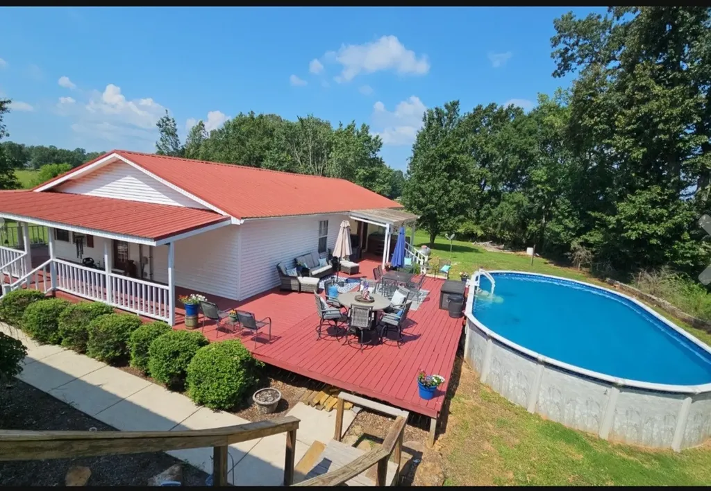 219 Thomas Farms Lane Morrison TN 37357