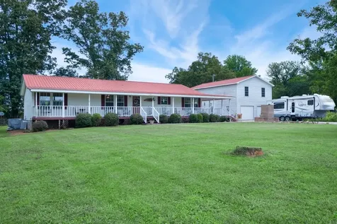 219 Thomas Farms Lane Morrison TN 37357