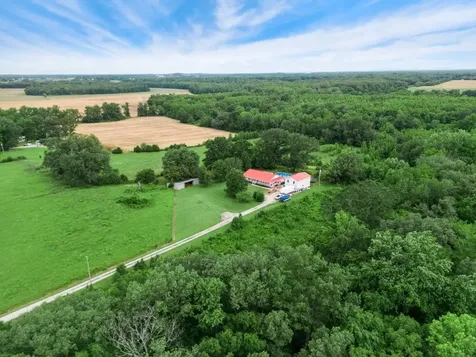219 Thomas Farms Lane Morrison TN 37357