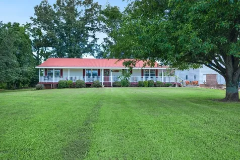 219 Thomas Farms Lane Morrison TN 37357
