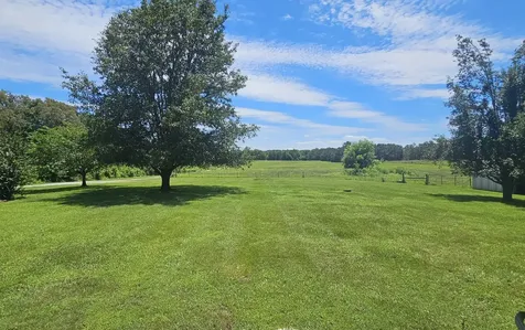 219 Thomas Farms Lane Morrison TN 37357