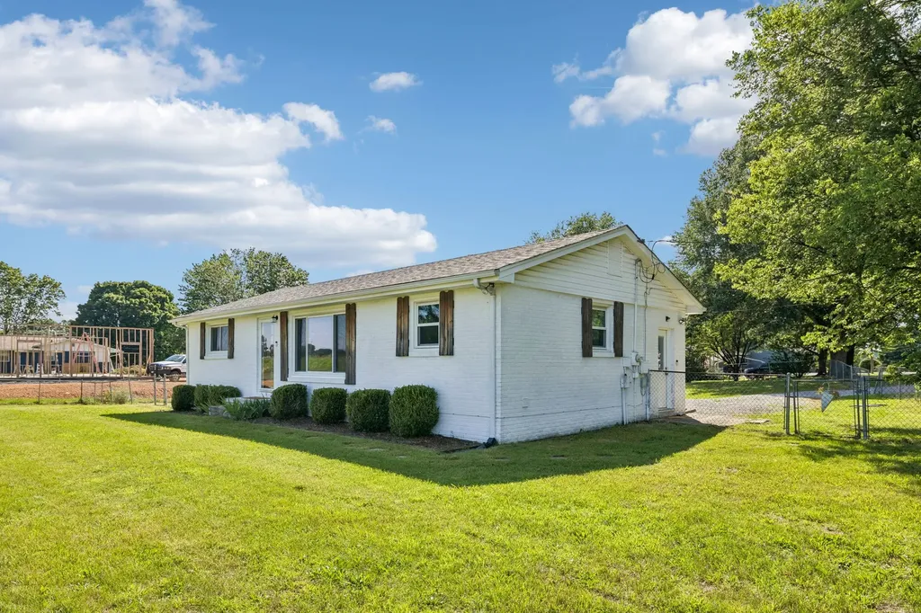 116 Ellis Drive Pleasant View TN 37146