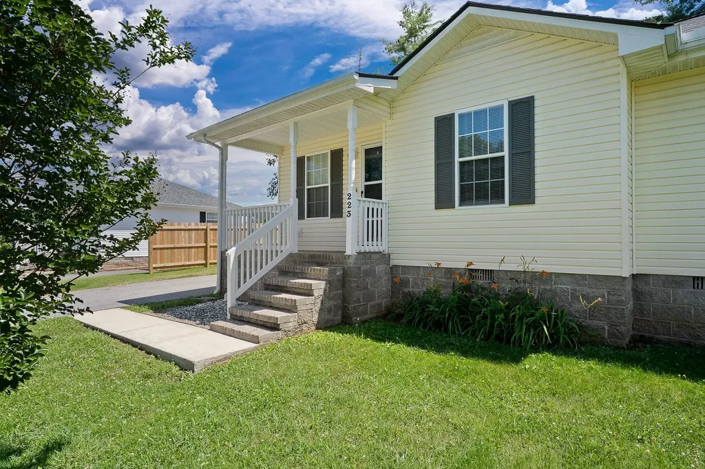 223 Willow Way Mcminnville TN 37110