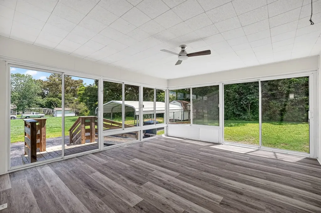 704 Anthony Avenue Smithville TN 37166