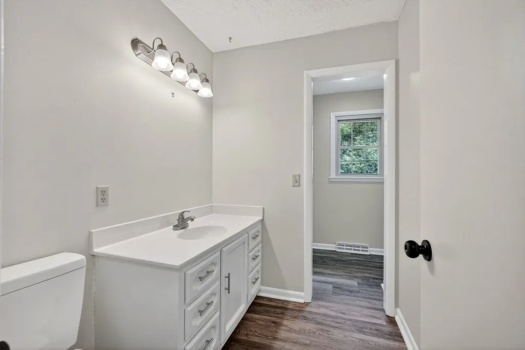 704 Anthony Avenue Smithville TN 37166