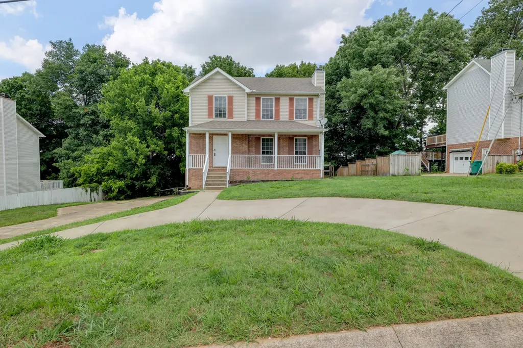 2587 Elkmont Drive Clarksville TN 37040