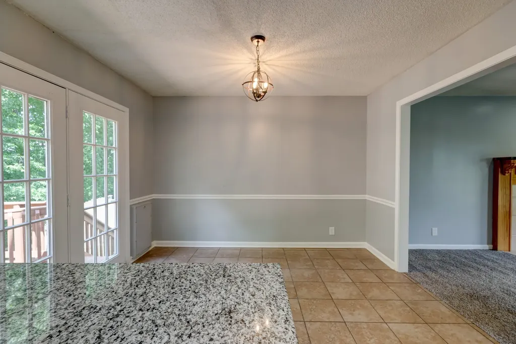 2587 Elkmont Drive Clarksville TN 37040