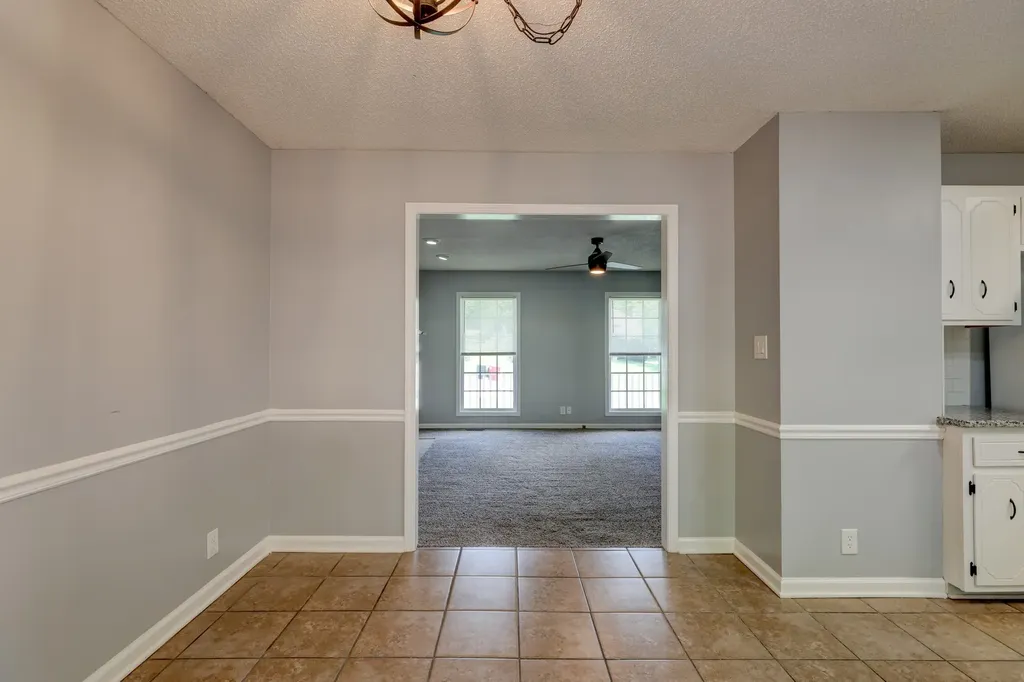 2587 Elkmont Drive Clarksville TN 37040