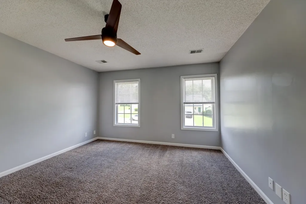 2587 Elkmont Drive Clarksville TN 37040