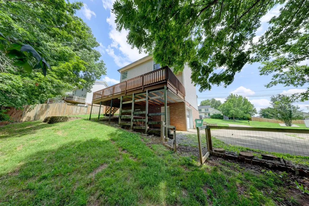 2587 Elkmont Drive Clarksville TN 37040