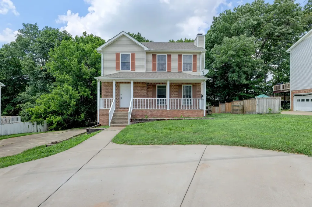 2587 Elkmont Drive Clarksville TN 37040