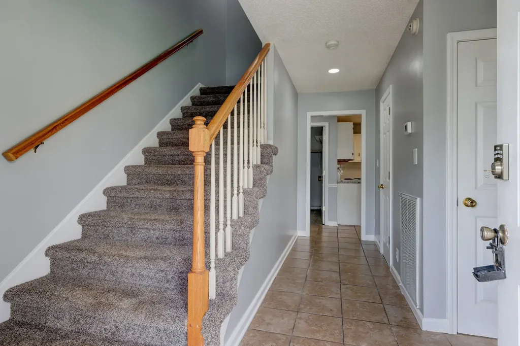 2587 Elkmont Drive Clarksville TN 37040