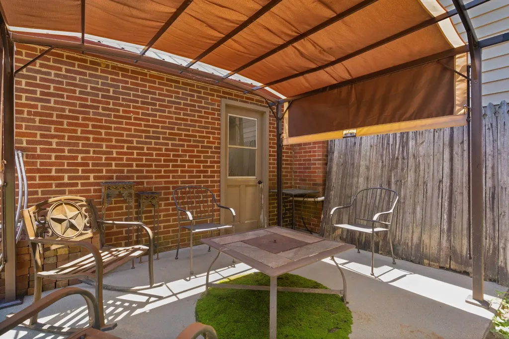 19 Kingston Street Chattanooga TN 37415