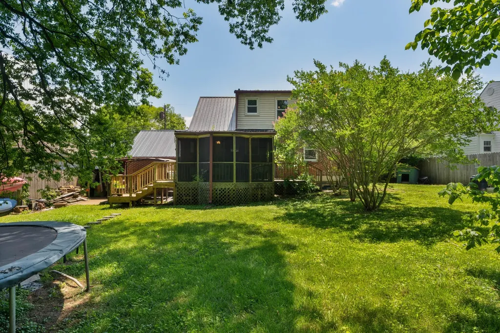 19 Kingston Street Chattanooga TN 37415