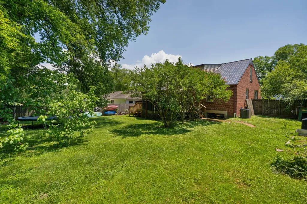 19 Kingston Street Chattanooga TN 37415