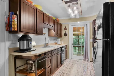 19 Kingston Street Chattanooga TN 37415