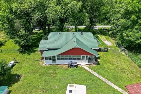 747 Hunting Creek Road Whitleyville TN 38588