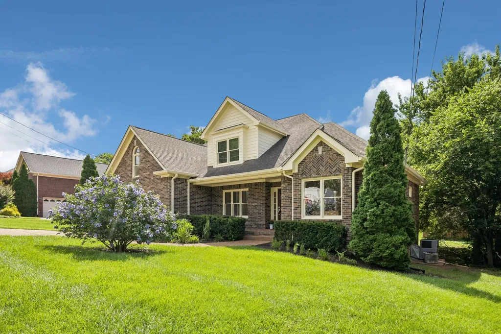 6916 Collinswood Drive Nashville TN 37221