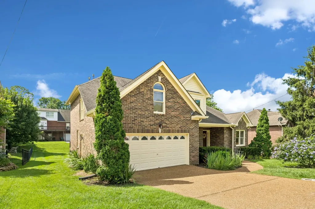 6916 Collinswood Drive Nashville TN 37221