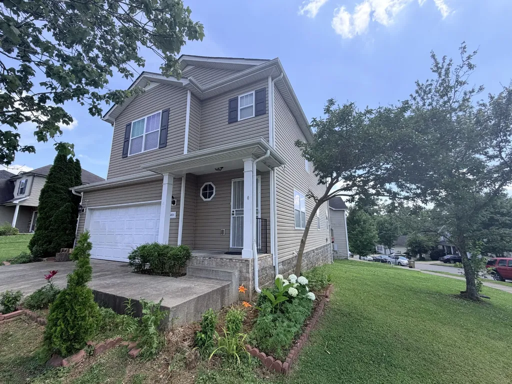 5021 Luker Lane Antioch TN 37013
