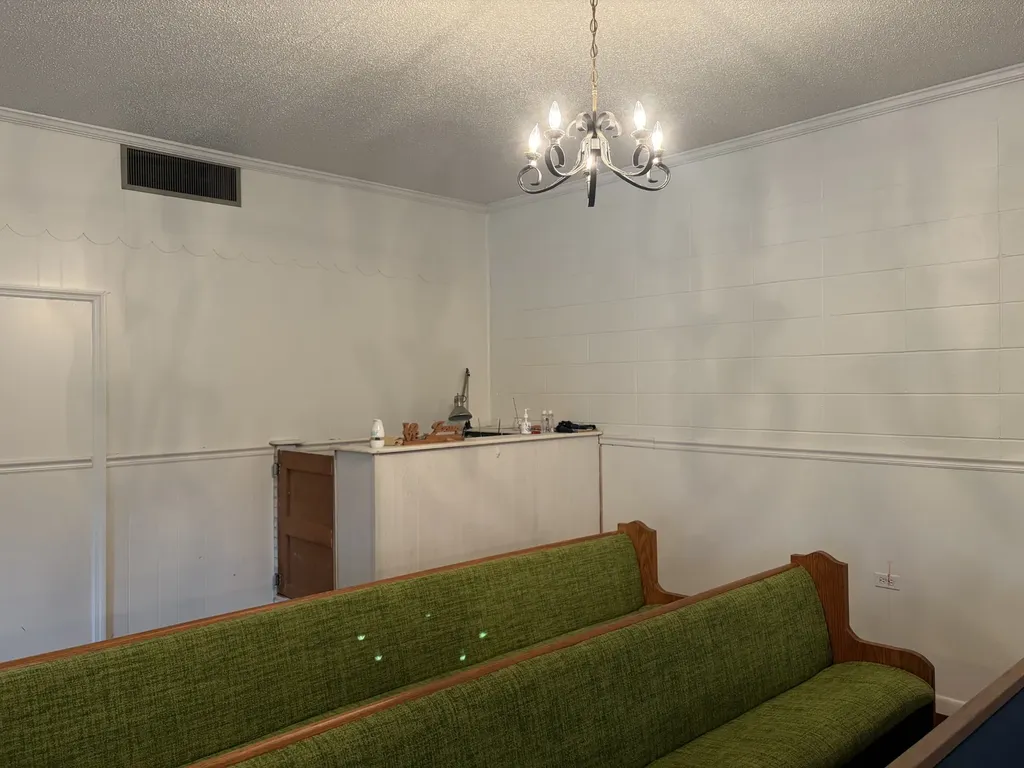 211 Rock Avenue Palmer TN 37365