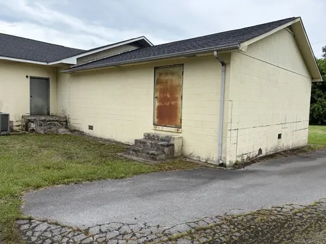 211 Rock Avenue Palmer TN 37365