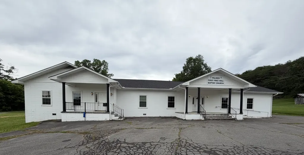 211 Rock Avenue Palmer TN 37365