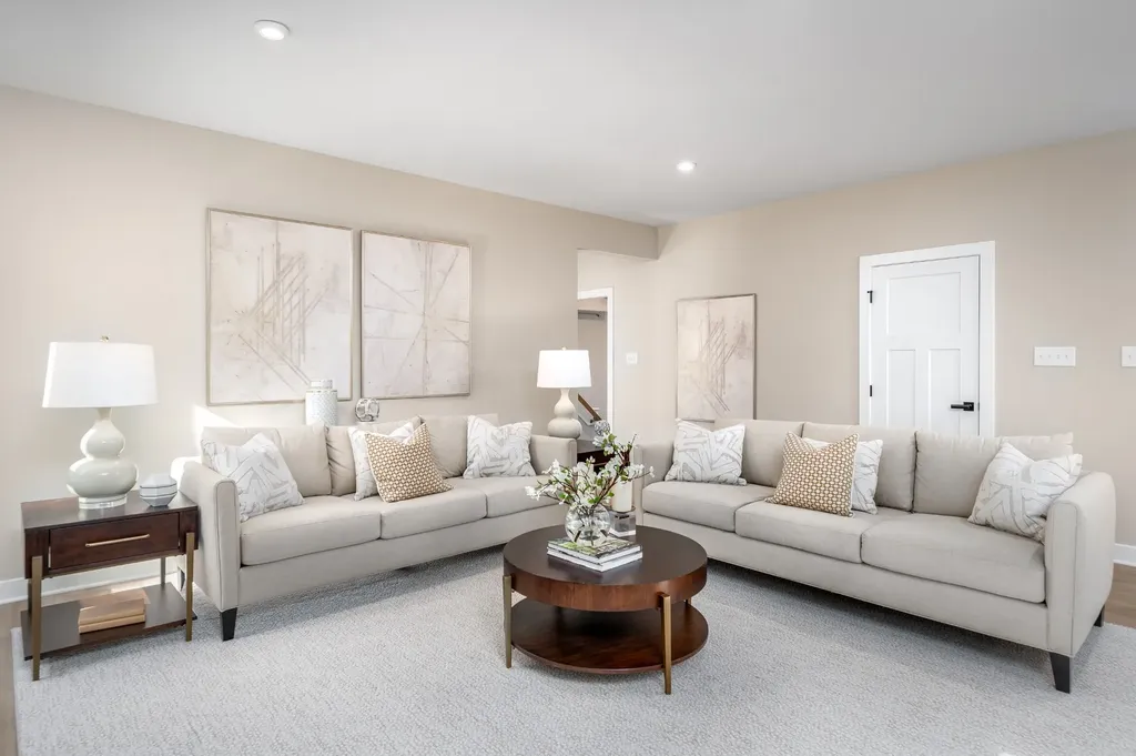 1111 Pinehurst Court Murfreesboro TN 37128