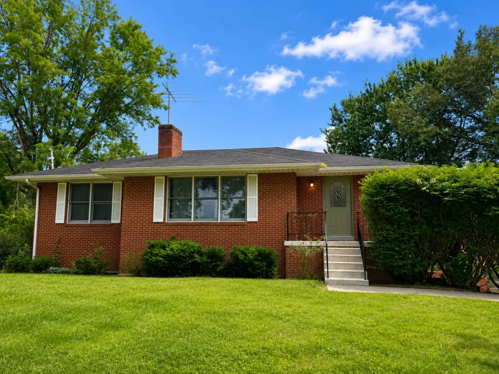 4905 Bethesda Duplex Road College Grove TN 37046