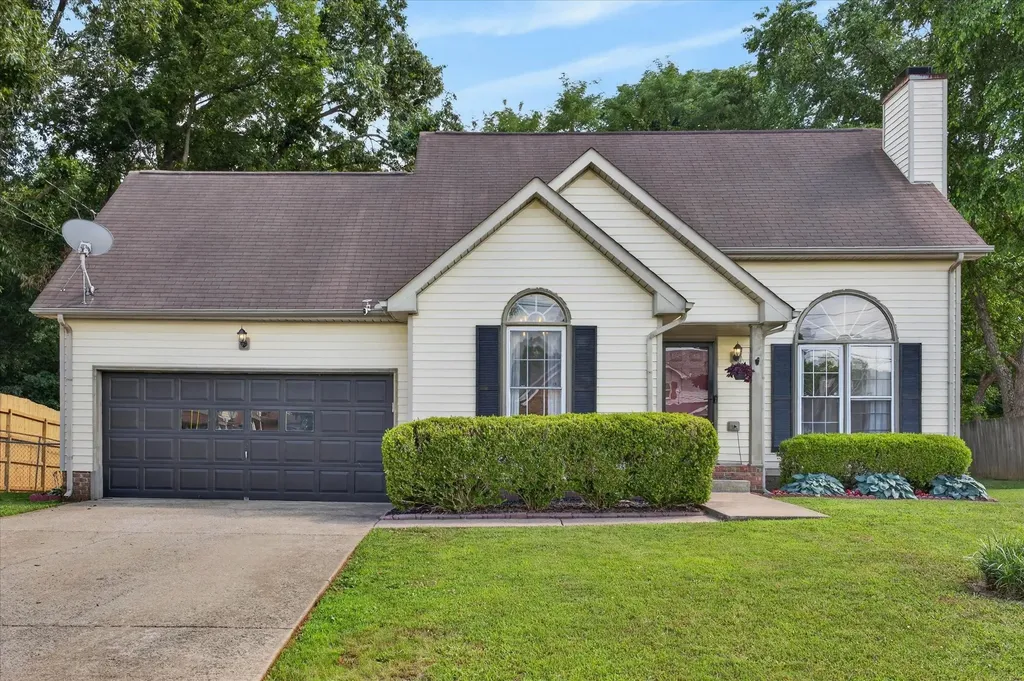 472 Bamburg Drive Clarksville TN 37040