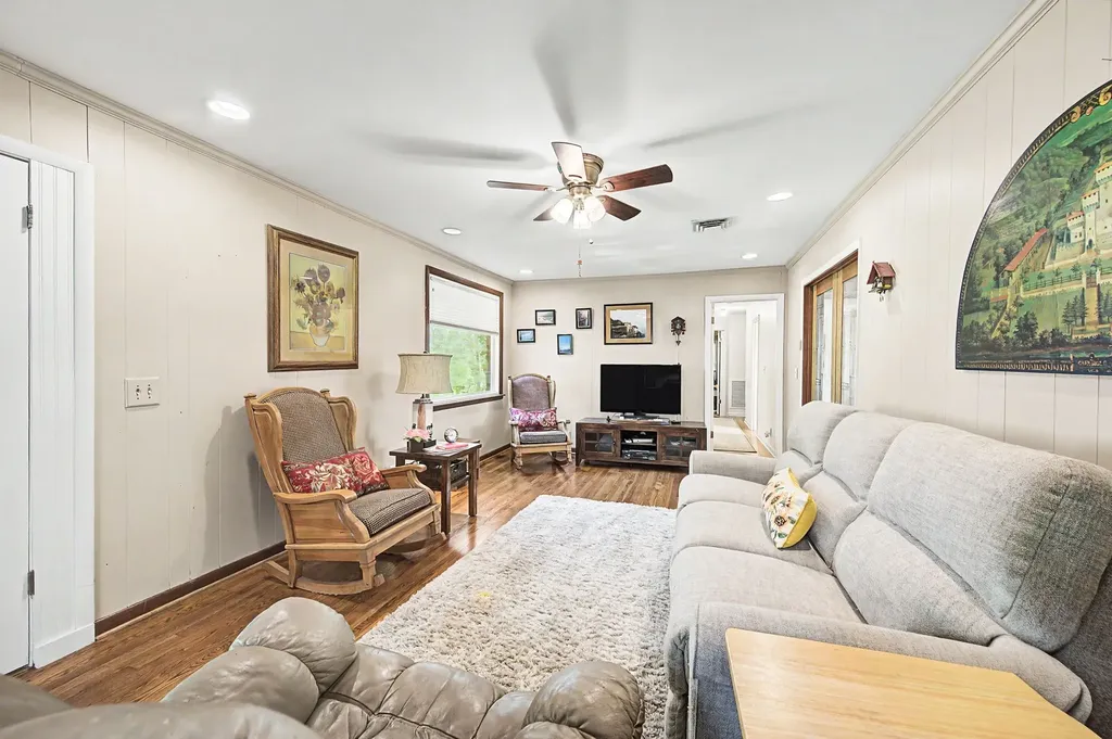 57 Vaughns Gap Road Nashville TN 37205
