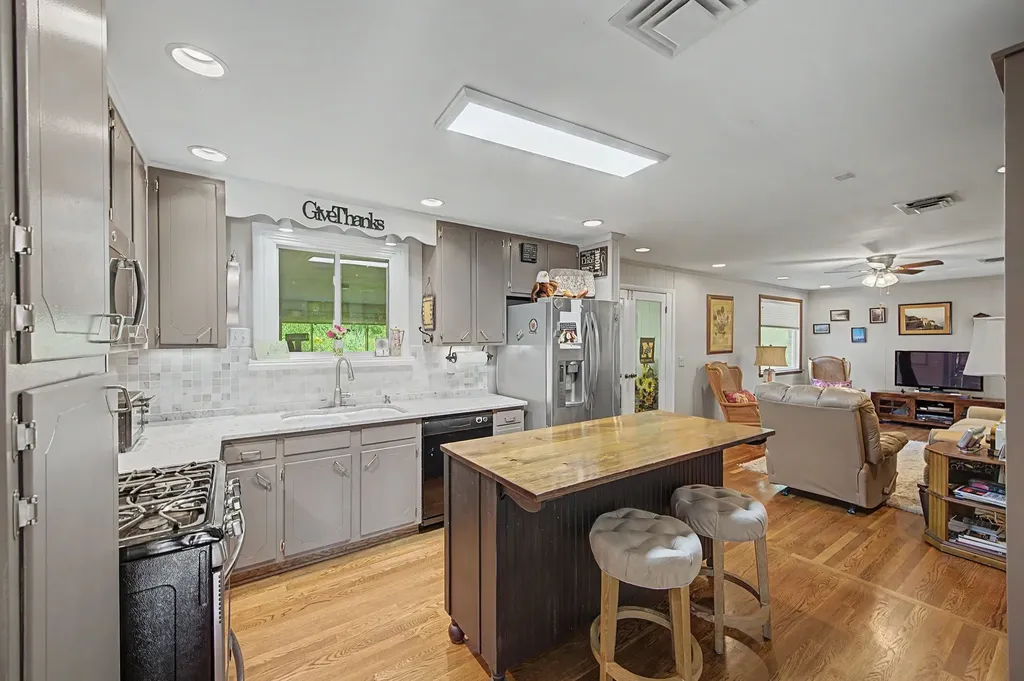 57 Vaughns Gap Road Nashville TN 37205