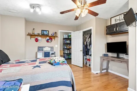 724 Fairway Drive Loudon TN 37774