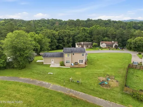 724 Fairway Drive Loudon TN 37774