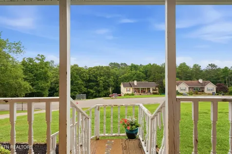 724 Fairway Drive Loudon TN 37774
