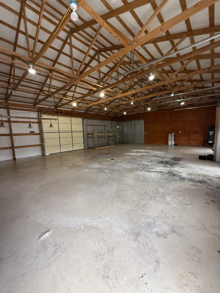 11725 Highway 25, E Hartsville TN 37074