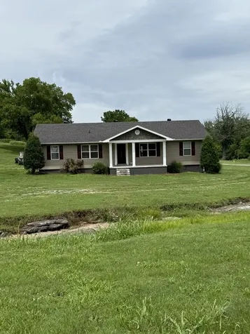 11725 Highway 25, E Hartsville TN 37074