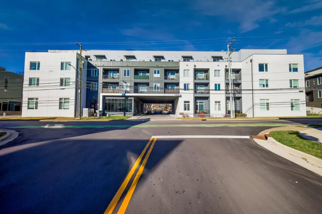 1041 E Trinity Lane Nashville TN 37216