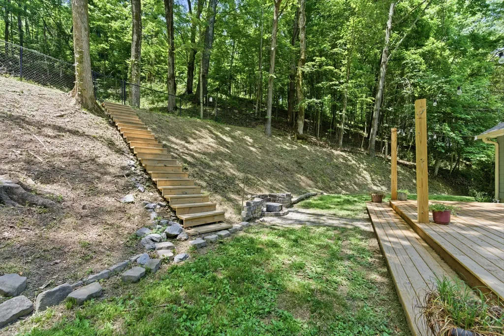 5041 Slaters Creek Access Road Goodlettsville TN 37072