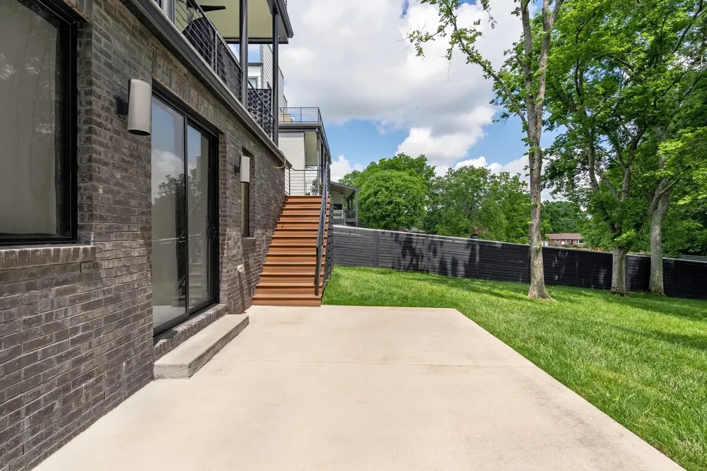 3918B Caylor Drive Nashville TN 37215